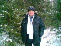 Владимир Комов